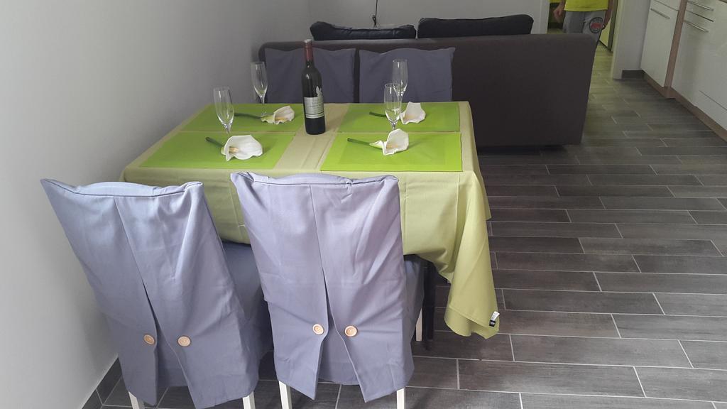New Lux Apartman Kala 포레치 외부 사진