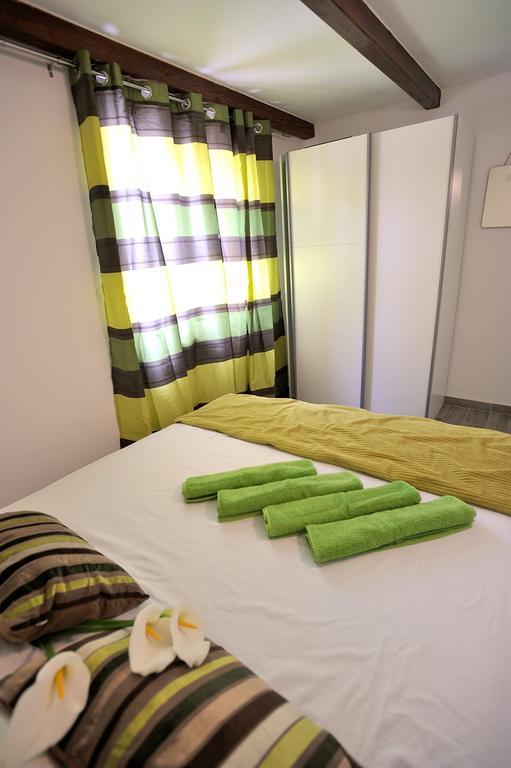New Lux Apartman Kala 포레치 외부 사진