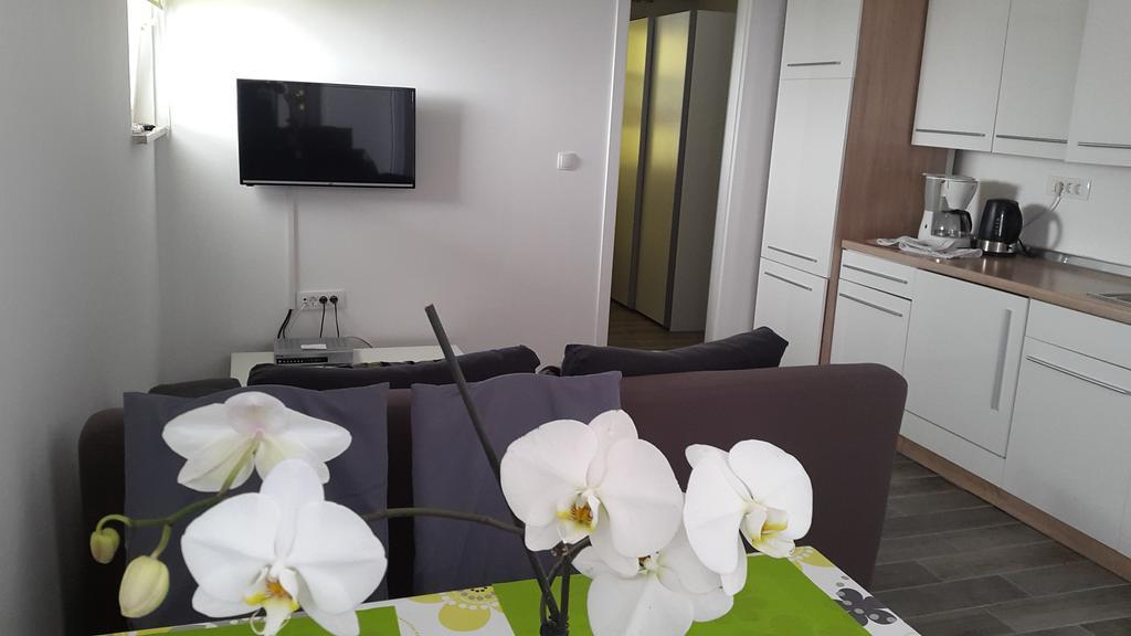 New Lux Apartman Kala 포레치 외부 사진